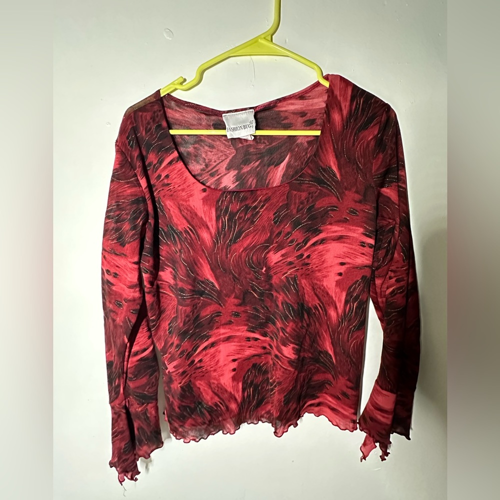 Fashion bug blouse, with a mesh back and flared sleeves, also a size Large